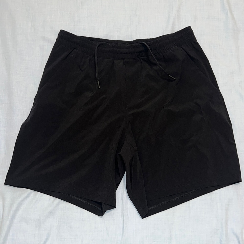 Lulu Lemon Black 7” shorts